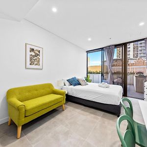 Arthur Hotel Bondi Junction No Reception And House Keeping No Sofa Bed